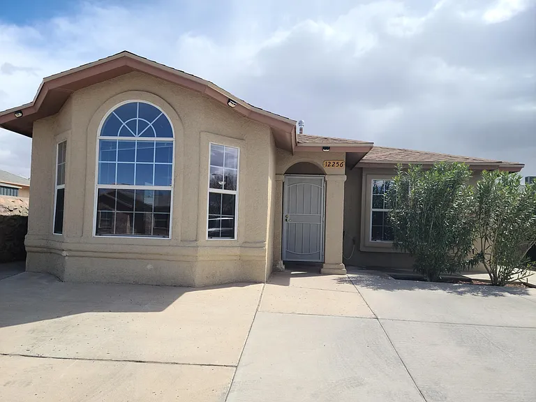 12256 Tierra Canada Dr — Photo 3