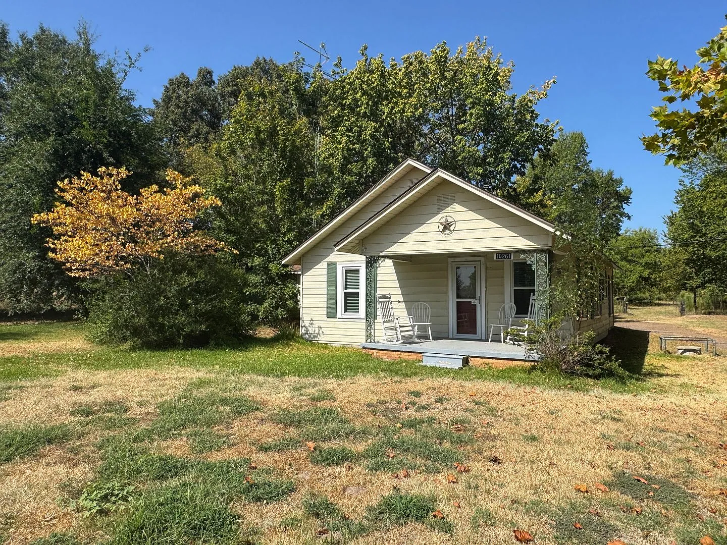10261 FM 724 — Photo 3
