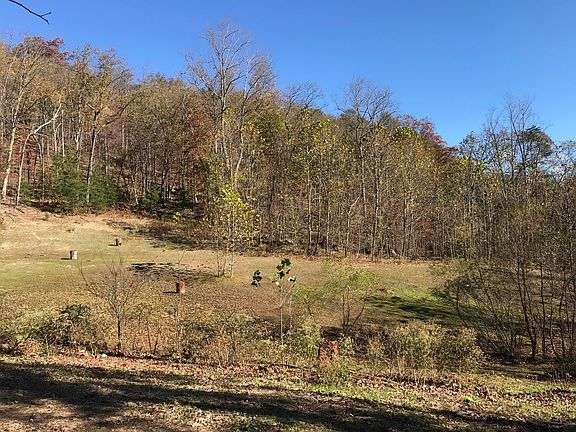 5th image of 4637 Deer Trail Dr