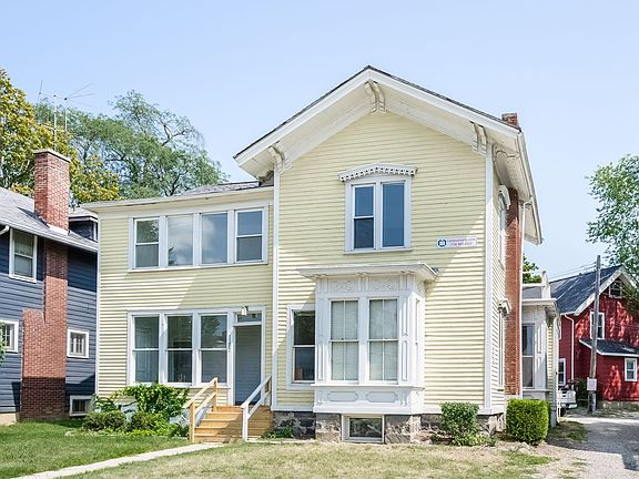 2nd image of 1307 Washtenaw Ave #1