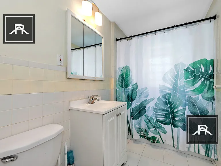 298-300 Alewife Brook Pkwy #2 — Photo 14