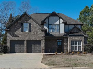 8750 Highlands Dr, Trussville, AL 35173