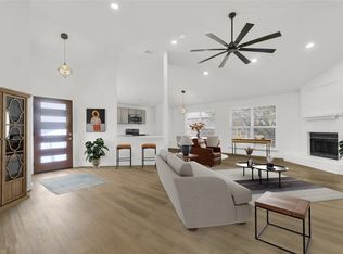 403 Kalmia Dr, Arlington, TX 76018