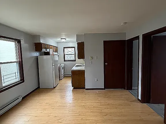 2 bed, $1,895 — Photo 3