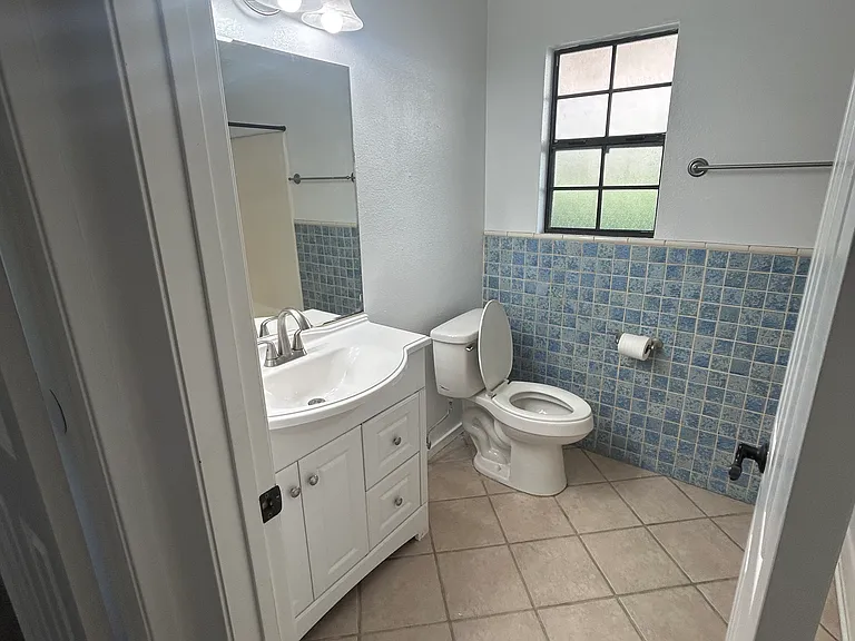 4337 Manzanita Way — Photo 23