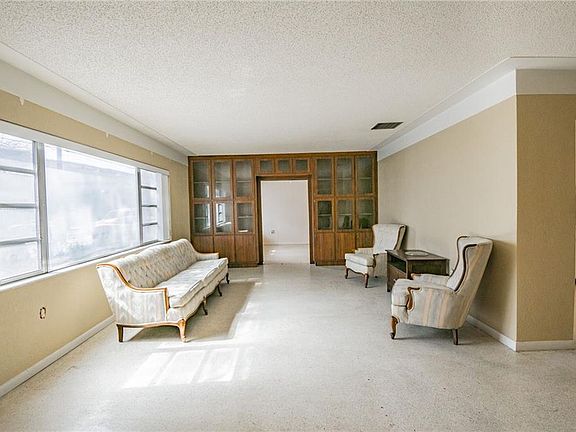 2nd image of 4220 E Riverhills Dr