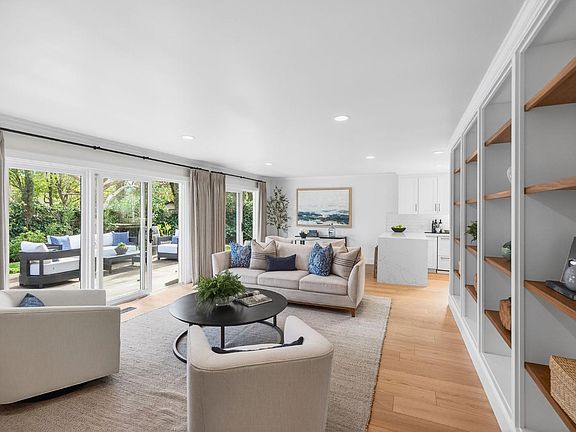 5th image of 2543 Pinot Way