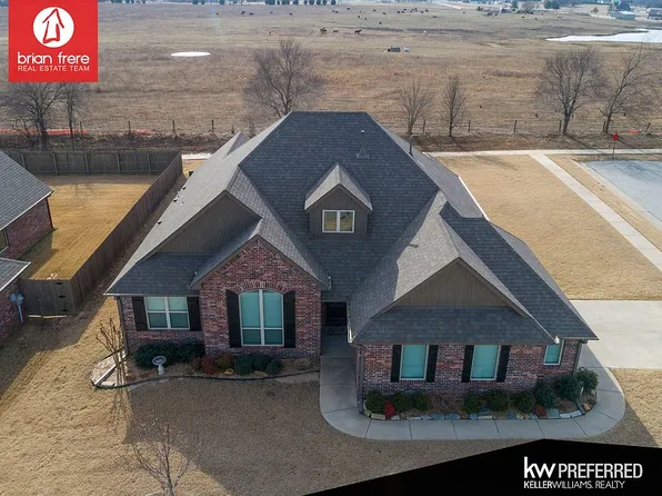 1623 E Fulton Pl, Broken Arrow, OK 74012