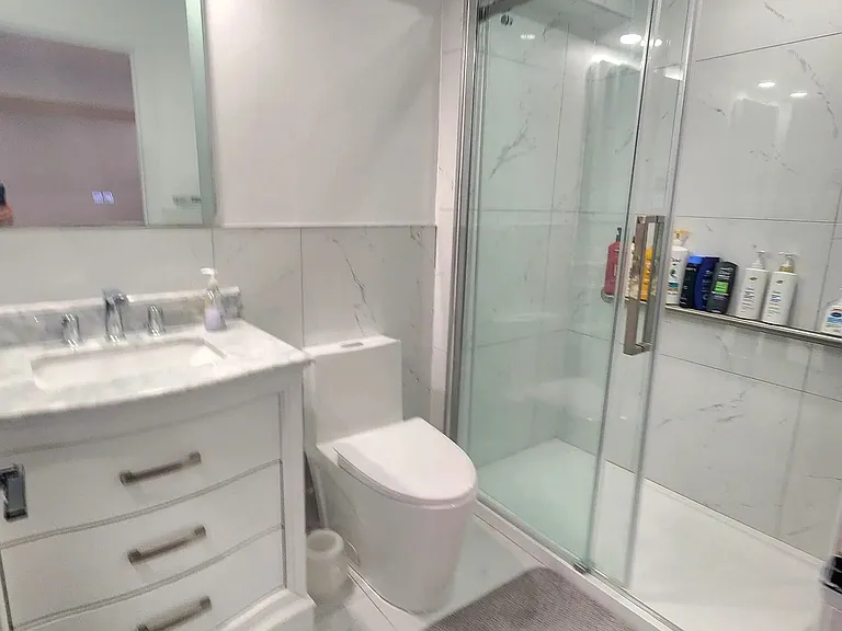 733 Coast Cir — Photo 33