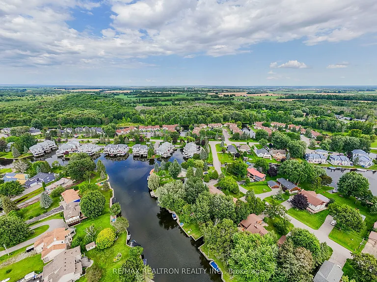 24 Laguna Pkwy #7 — Photo 4