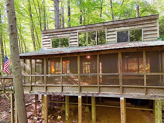5th image of 214 Sourwood Dr