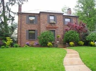 65 Broadview Dr, Saint Louis, MO 63105