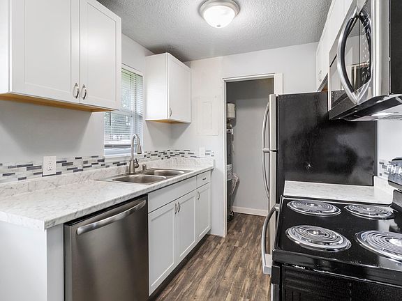 3rd image of 6124 88th St SW #1