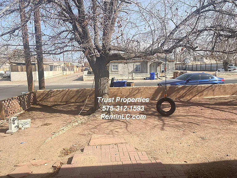 614 S Almendra St — Photo 6