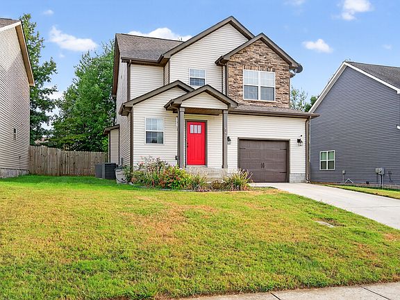 3rd image of 541 Medallion Cir