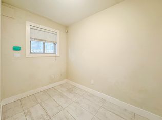 7258 11th Ave, Burnaby, BC V3N 2M9