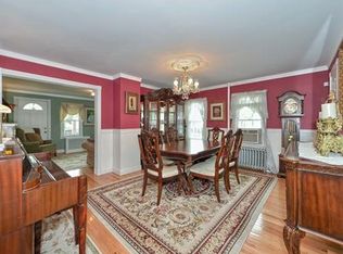 32 Parker St, East Brunswick, NJ 08816