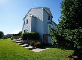 15583 Foghorn Ln, Apple Valley, MN 55124