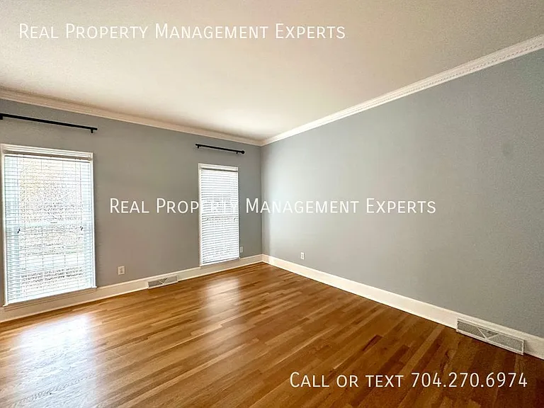 640 Barington Pl — Photo 11