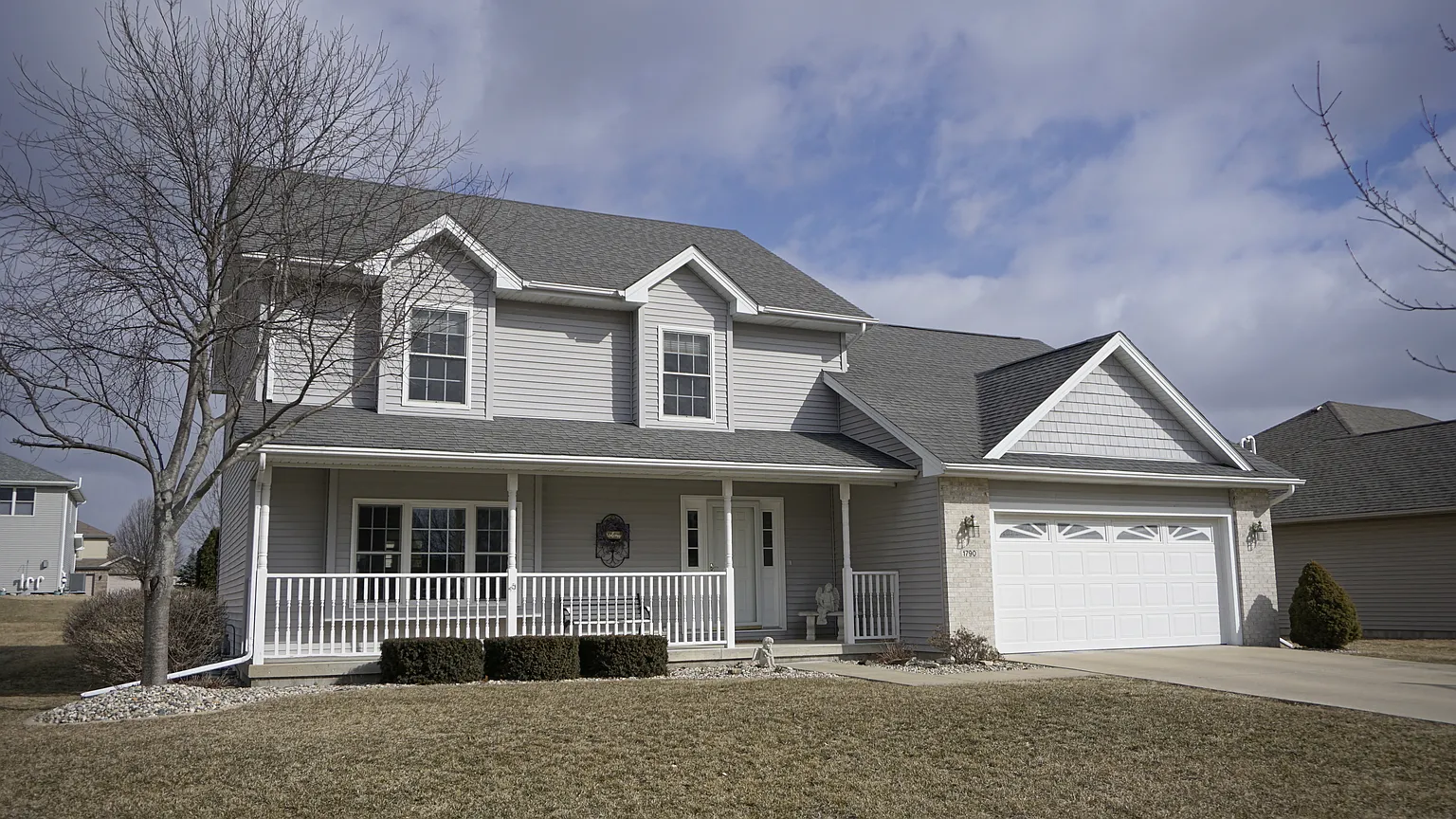 1790 Derby Dr photo 1