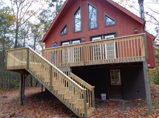 8144 Rangoon Ln, East Stroudsburg, PA 18302