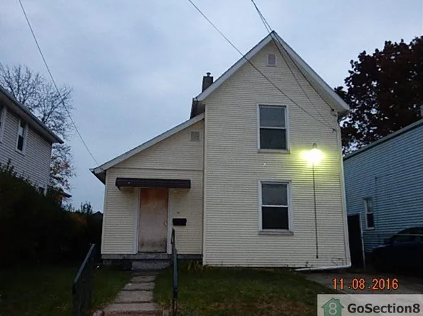 1512 Stark Ave SW, Canton, OH 44706