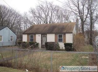 73 E Halley Ln, Central Islip, NY 11722
