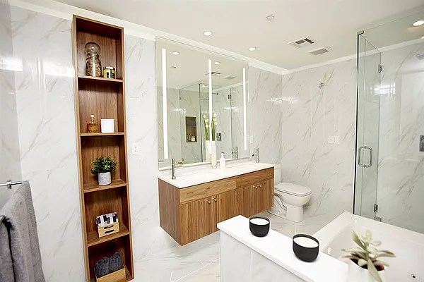 Sold by Keller Williams City Life Realty | media 11