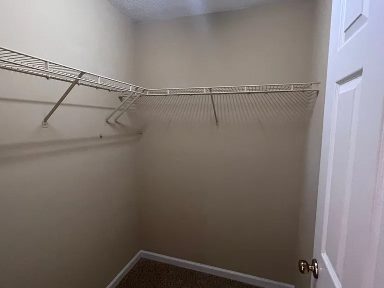 201 Tecumseh Ct — Photo 27