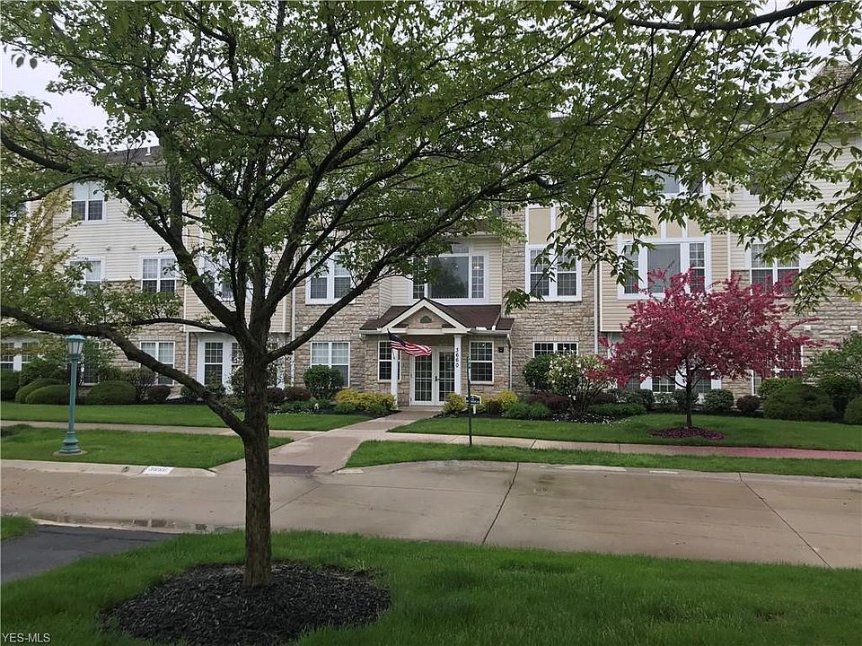 1st image of 3660 Morningside Way Unit 202