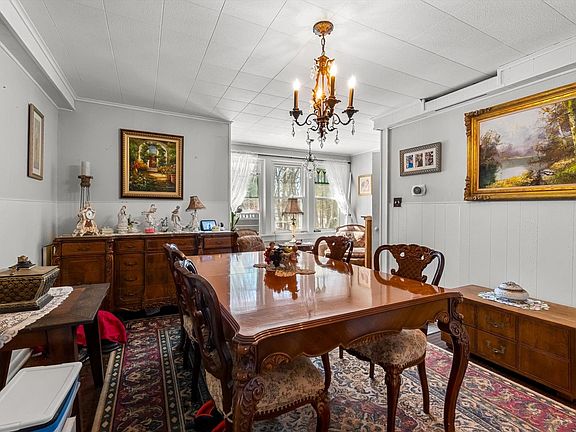 3rd image of 2651 N 45th Rd