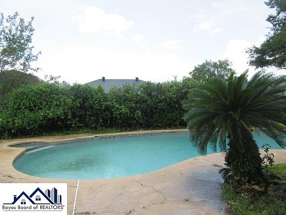 3rd image of 1412 Cottage Dr