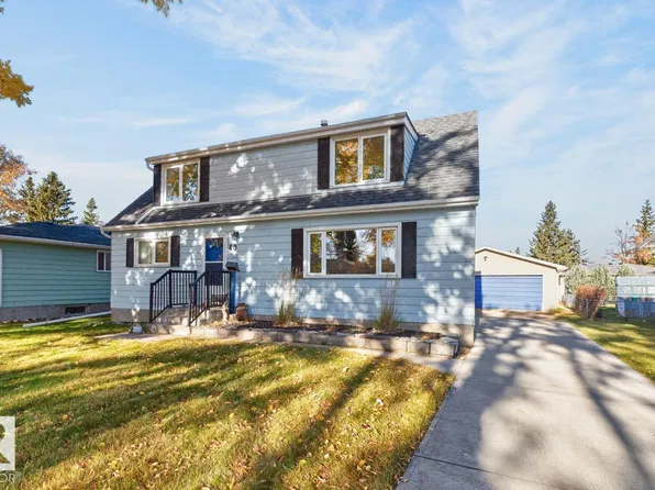 43 Moreland Cres, Strathcona County, AB T8A 0P8