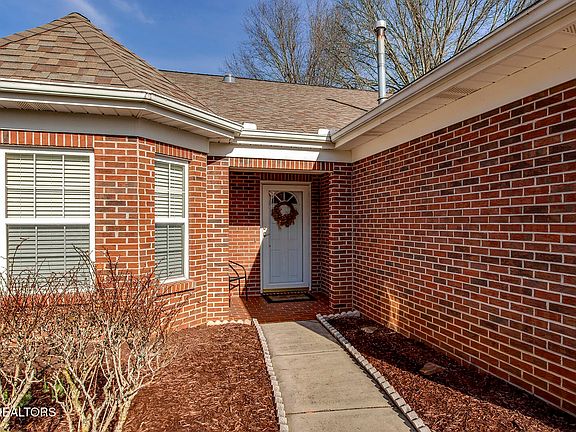 2nd image of 4411 Herbert Ln