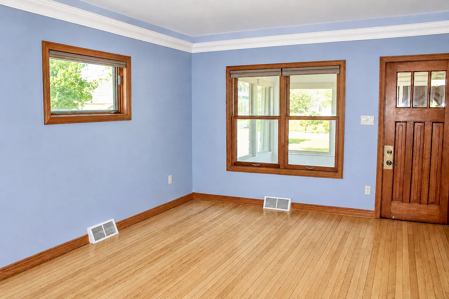 4 bed, 1600 sqft, $2,250 — Photo 2