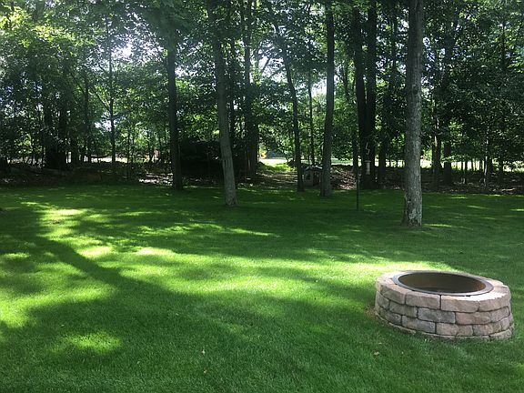 5th image of 89 Winchester Dr