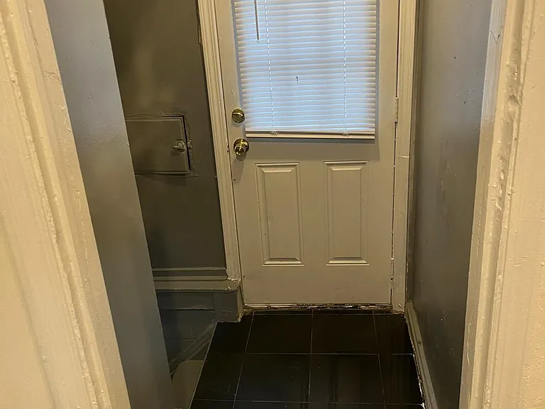 1 Stratman St — Photo 14