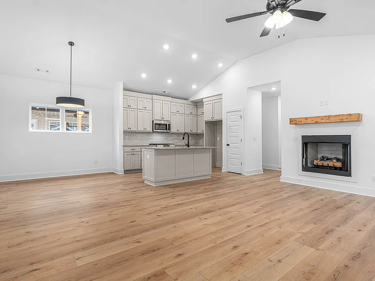6808 Fir St — Photo 6