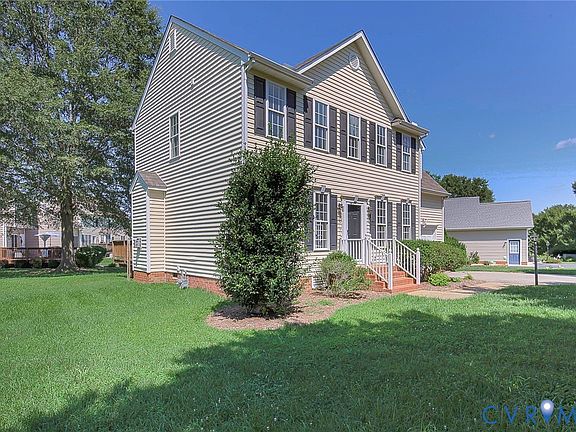 3rd image of 11416 Caruthers Way