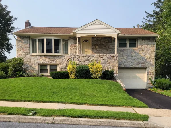 311 E Broad St, Shillington, PA 19607