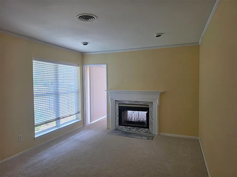 7334 Darnell St — Photo 4