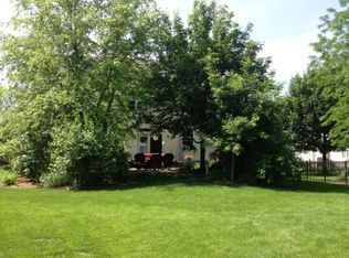 2987 Larrabee Dr, Geneva, IL 60134