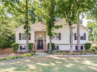4777 Eagle Watch Dr, Flowery Branch, GA 30542