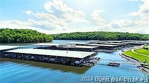 4th image of 4800 Eagleview Dr #636