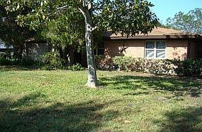 1st image of 9842 Redbud Dr