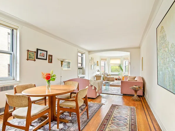 45 Plaza St W APT 5A, Brooklyn, NY 11217