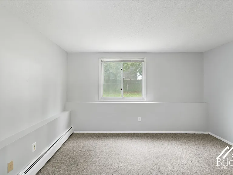 311 Jencks St — Photo 6