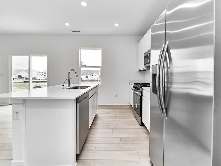 8603 Georgina St — Photo 15