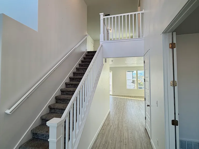 1477 E 3125 N — Photo 32