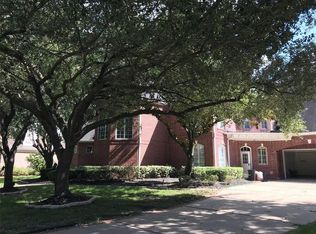 3610 Almond Creek Dr, Houston, TX 77059